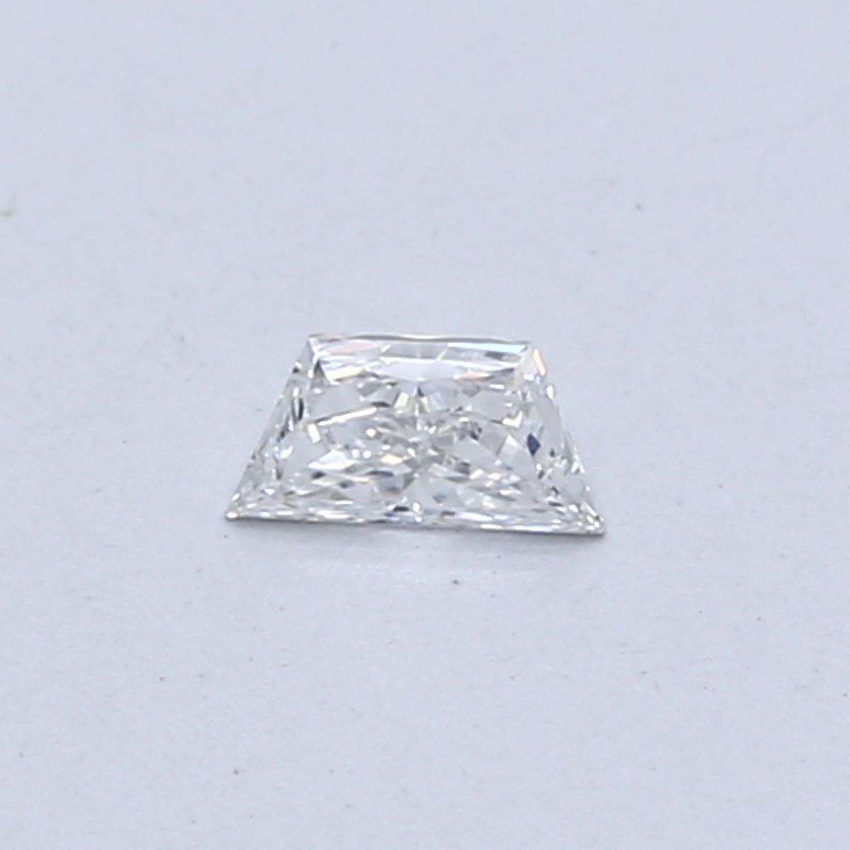 0.17ct Trapezoid F VVS2
