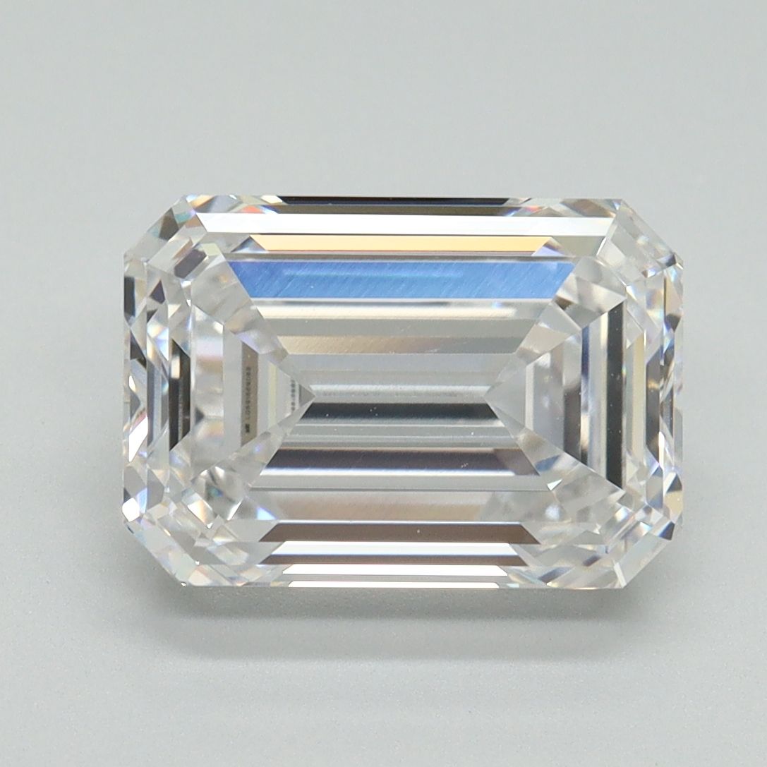 4.13 ct. emerald Lab Grown Diamond front image