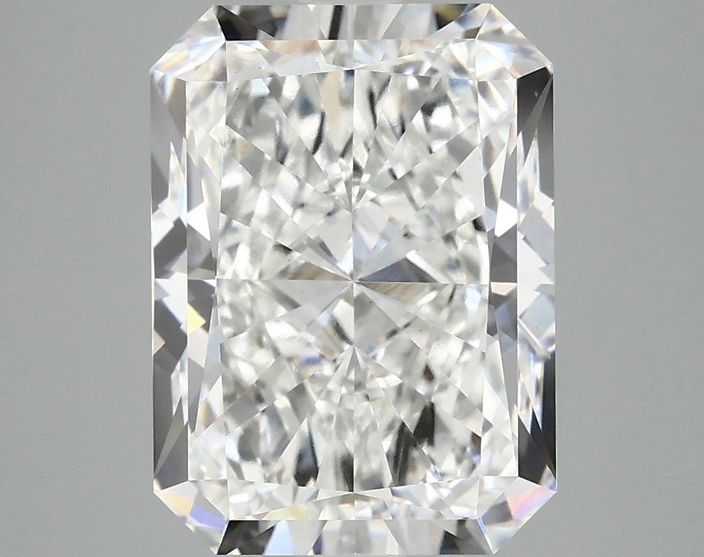4.86 ct. radiant Lab Grown Diamond front image