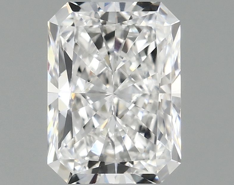 1.05 ct. radiant Lab Grown Diamond front image
