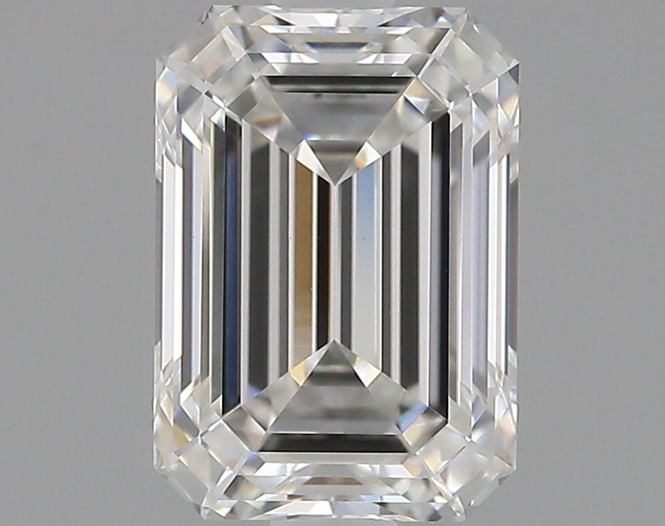 1.54 ct. emerald Lab Grown Diamond front image
