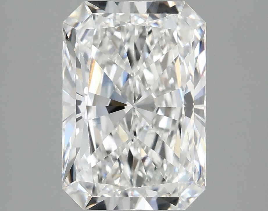 3.08 ct. radiant Lab Grown Diamond front image