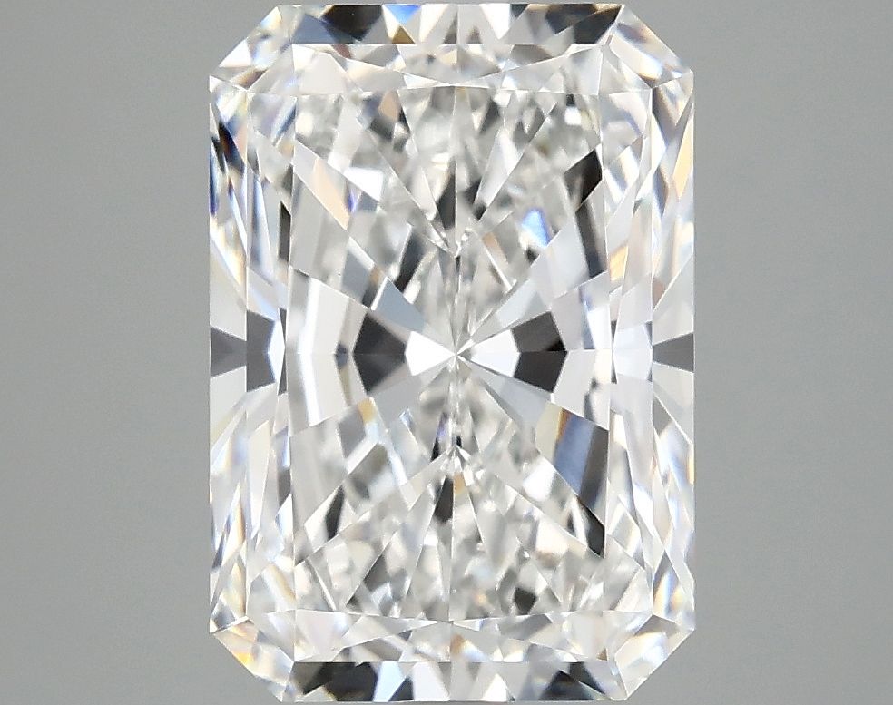 4.17 ct. radiant Lab Grown Diamond front image