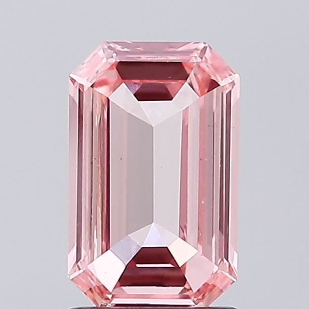 1.04 ct Emerald diamond