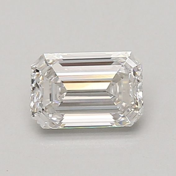 0.75 ct Emerald diamond