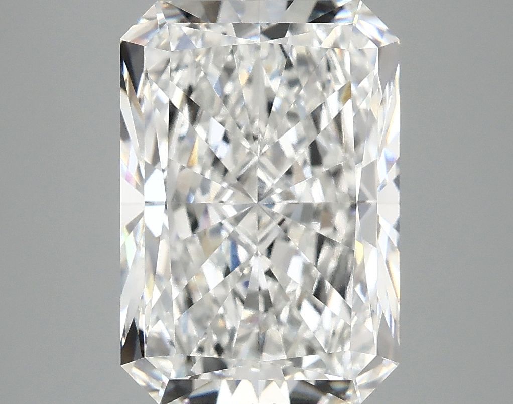 4.92 ct. radiant Lab Grown Diamond front image