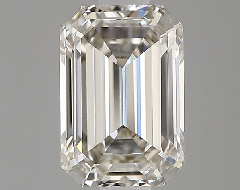 1.05 ct. emerald Lab Grown Diamond front image