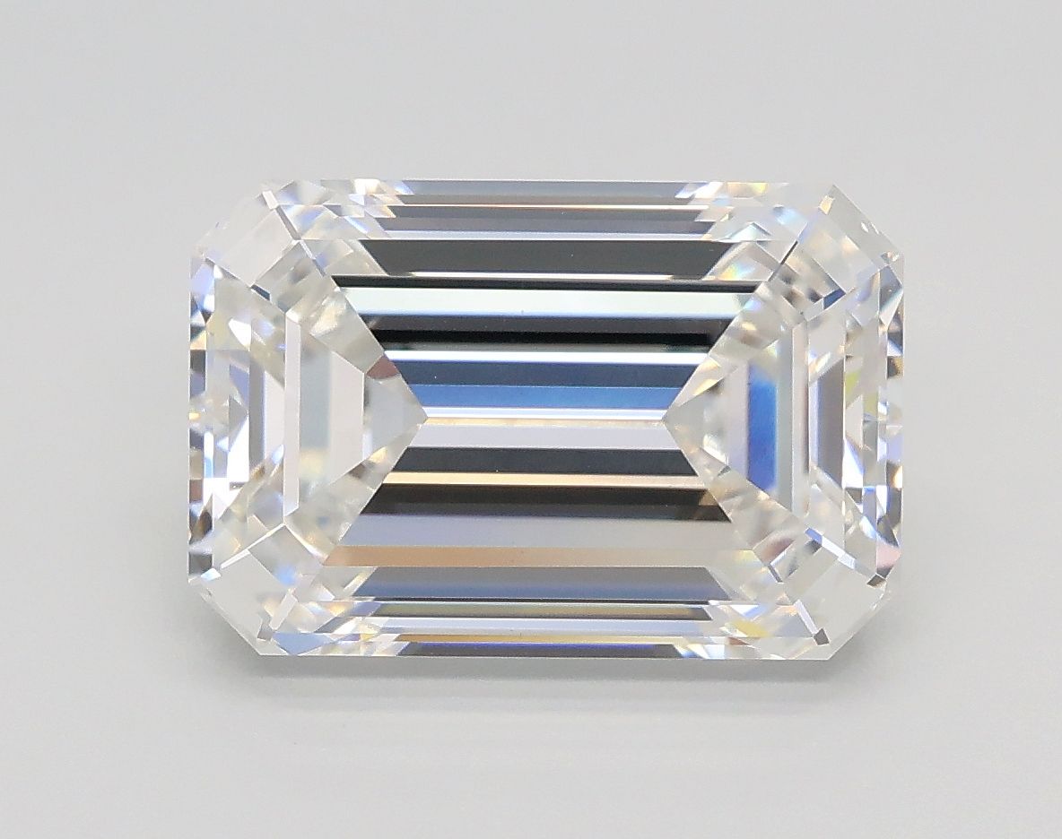 3.05 ct. emerald Lab Grown Diamond front image