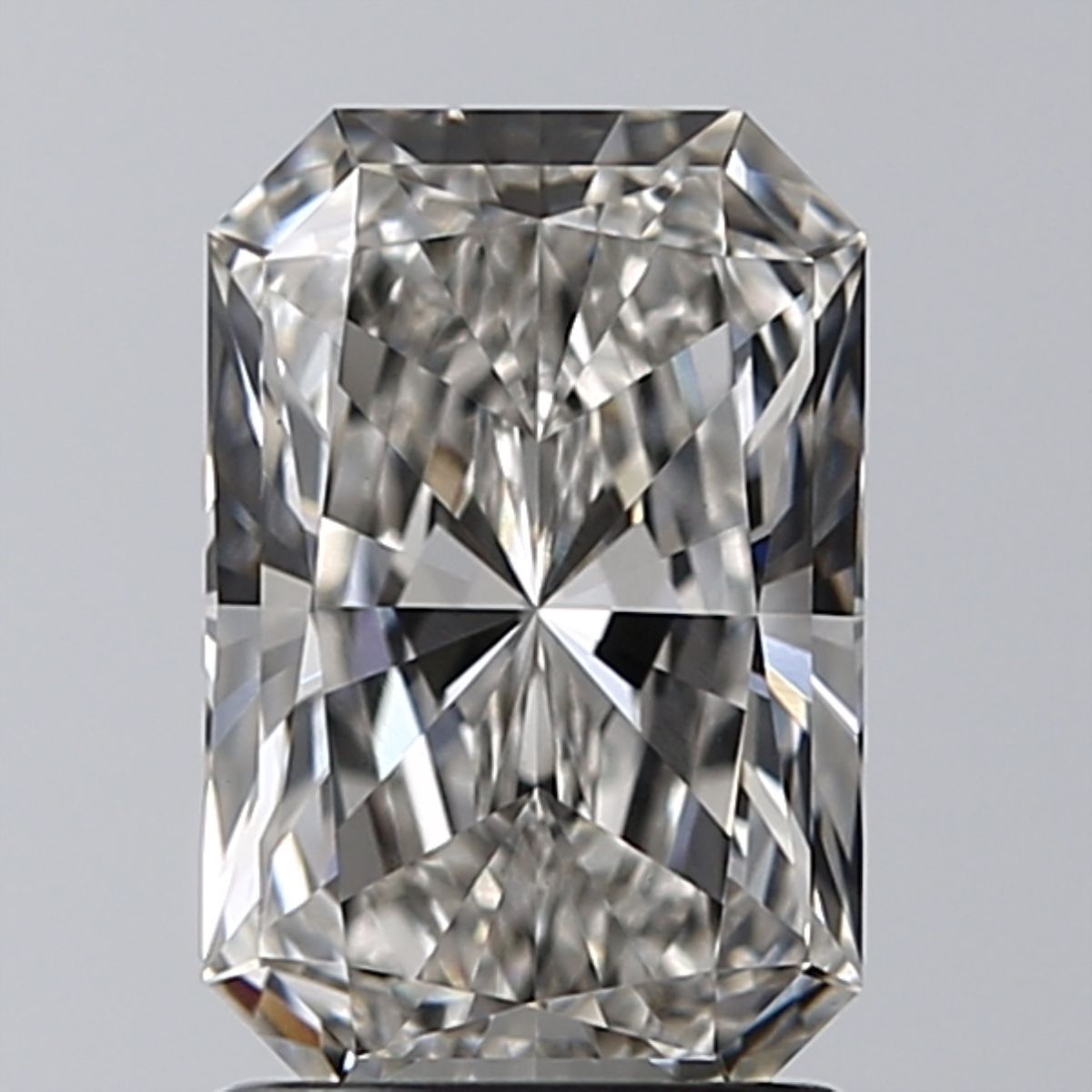 1.57 ct. radiant Lab Grown Diamond front image