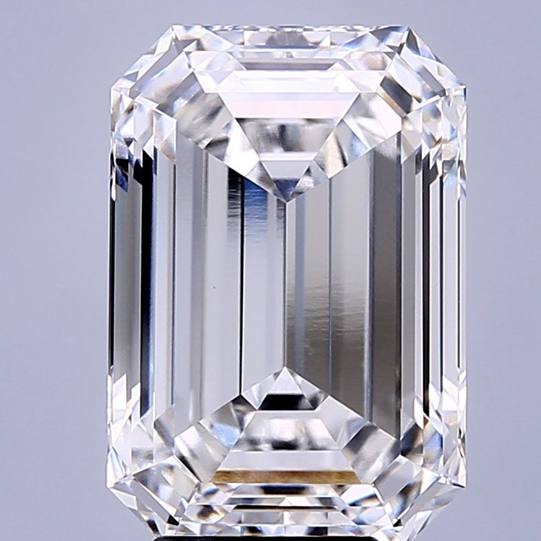 7.02 ct. emerald Lab Grown Diamond front image