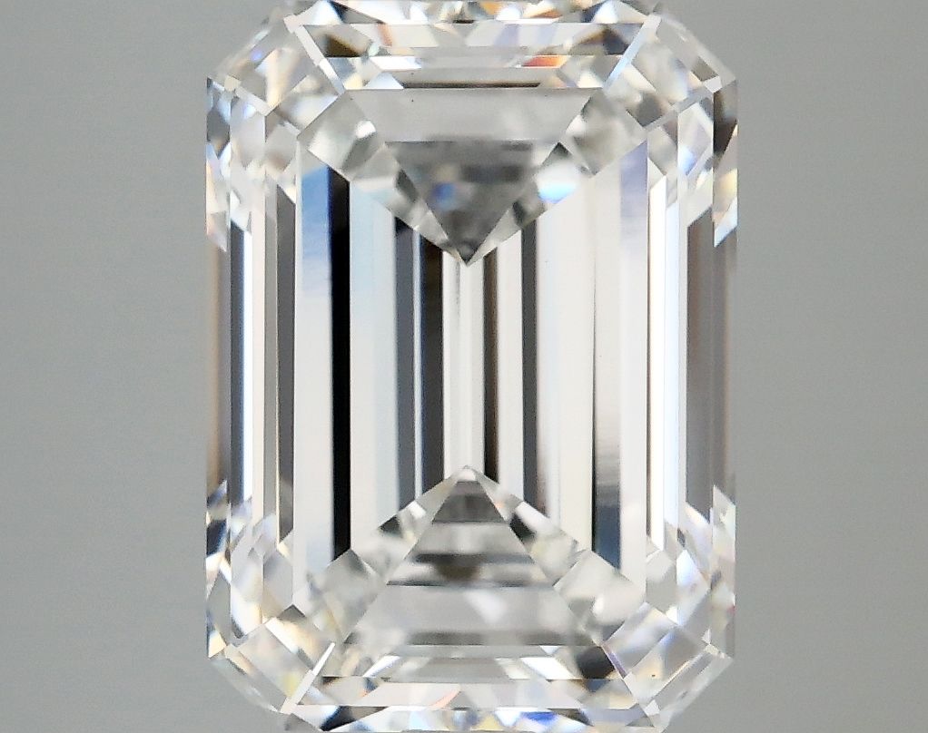 5.62 ct. emerald Lab Grown Diamond front image