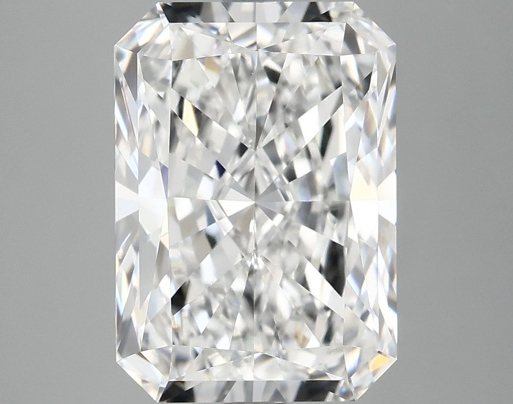 4.89 ct. radiant Lab Grown Diamond front image