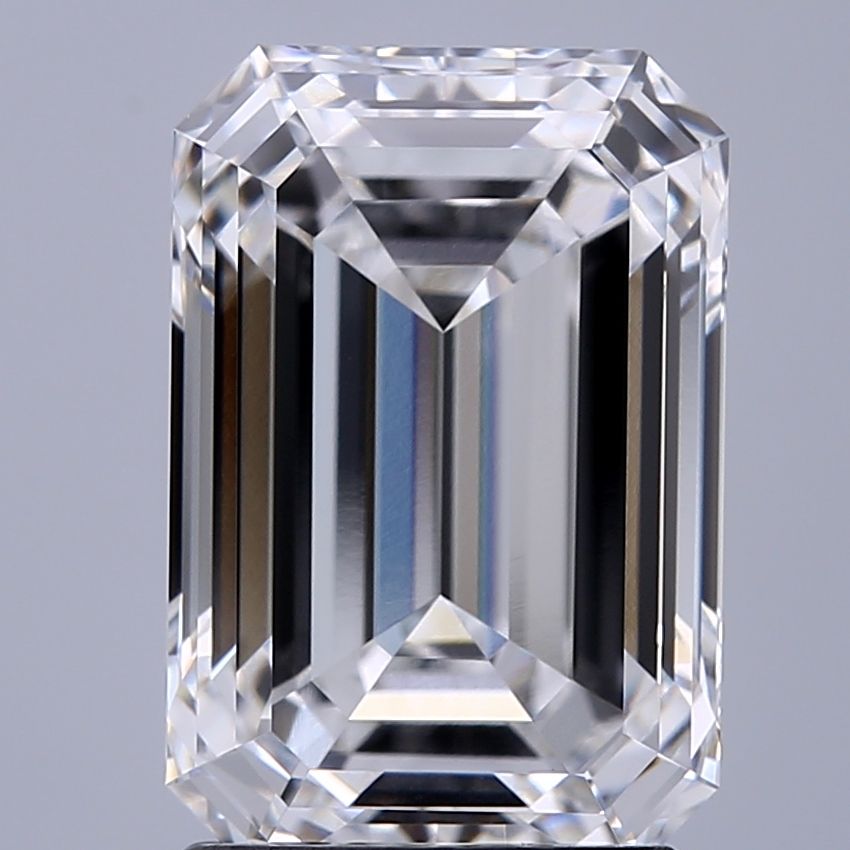 2.58 ct. emerald Lab Grown Diamond front image