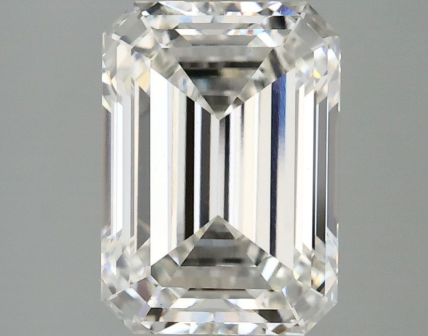 3.10 ct. emerald Lab Grown Diamond front image