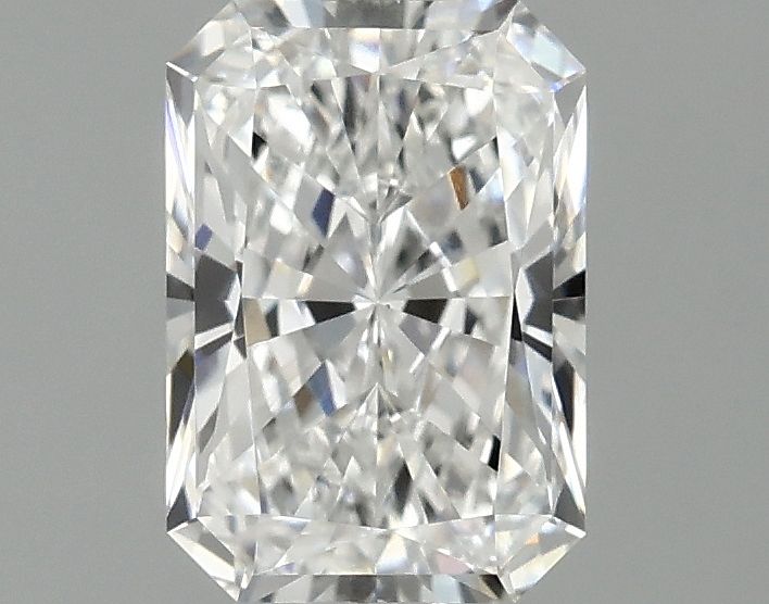 1.05 ct. radiant Lab Grown Diamond front image