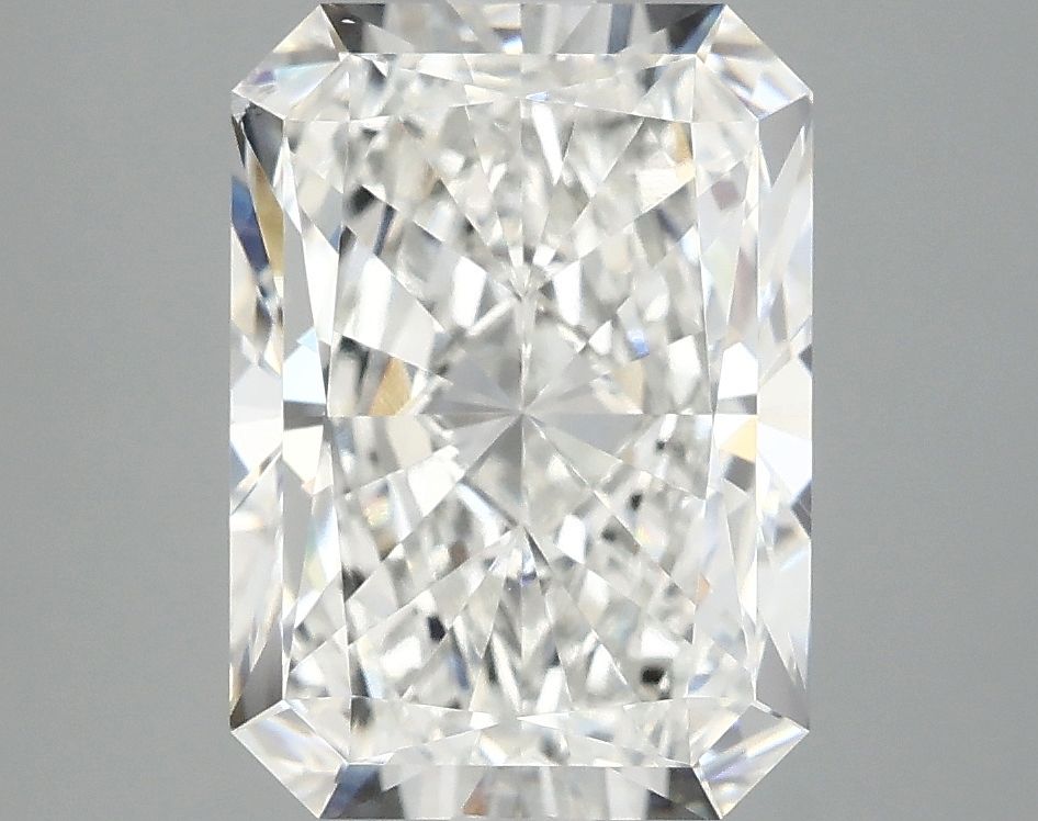 3.92 ct. radiant Lab Grown Diamond front image