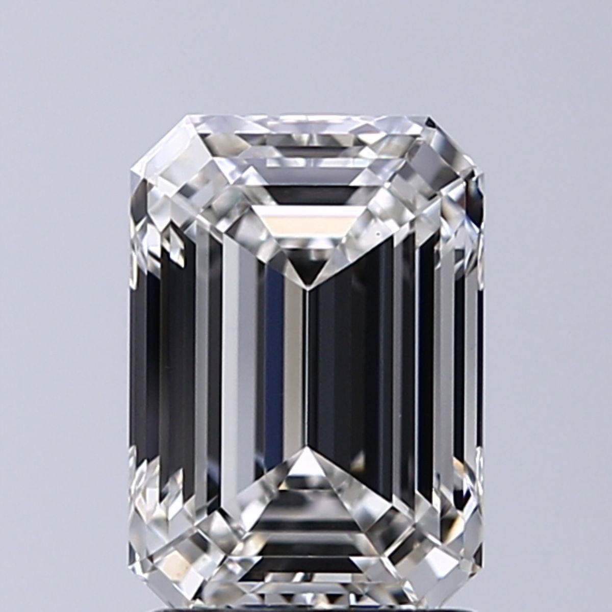 1.81 ct. emerald Lab Grown Diamond front image