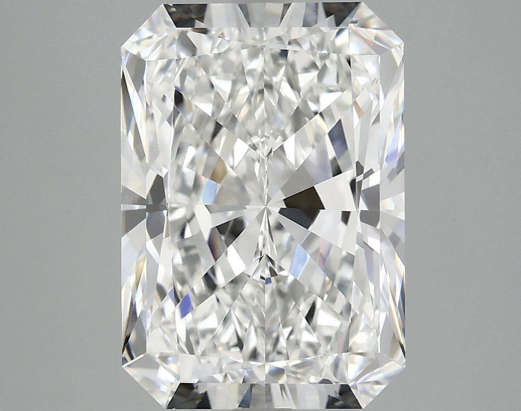 4.96 ct. radiant Lab Grown Diamond front image