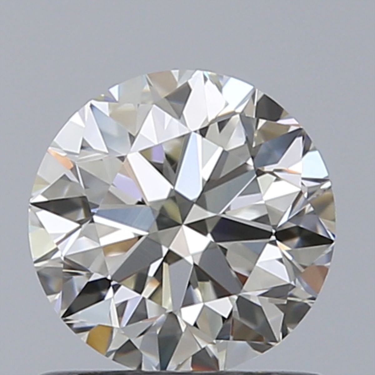 0.9 Carat Round Diamond K VVS2