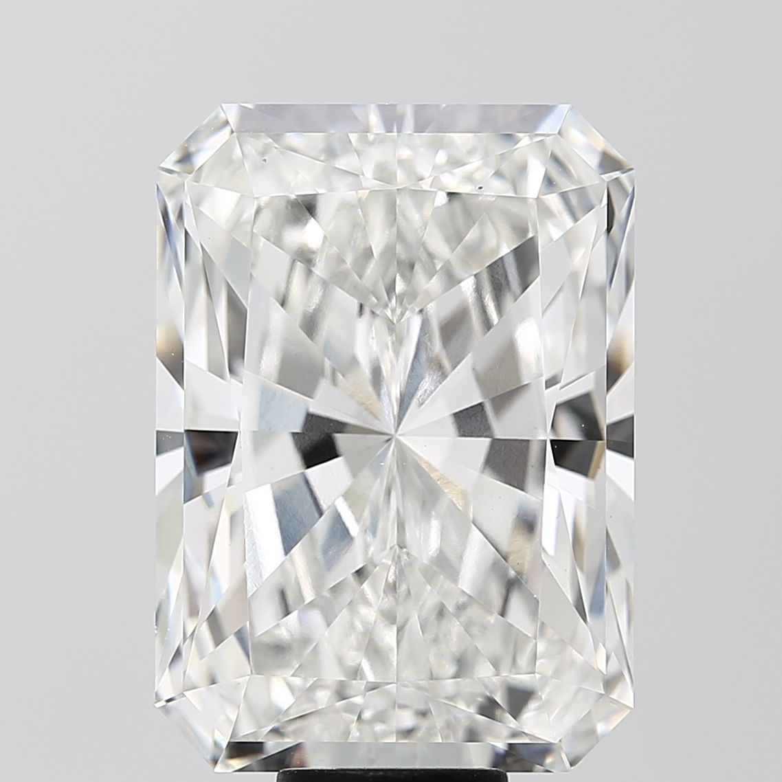 14.45 ct. radiant Lab Grown Diamond front image