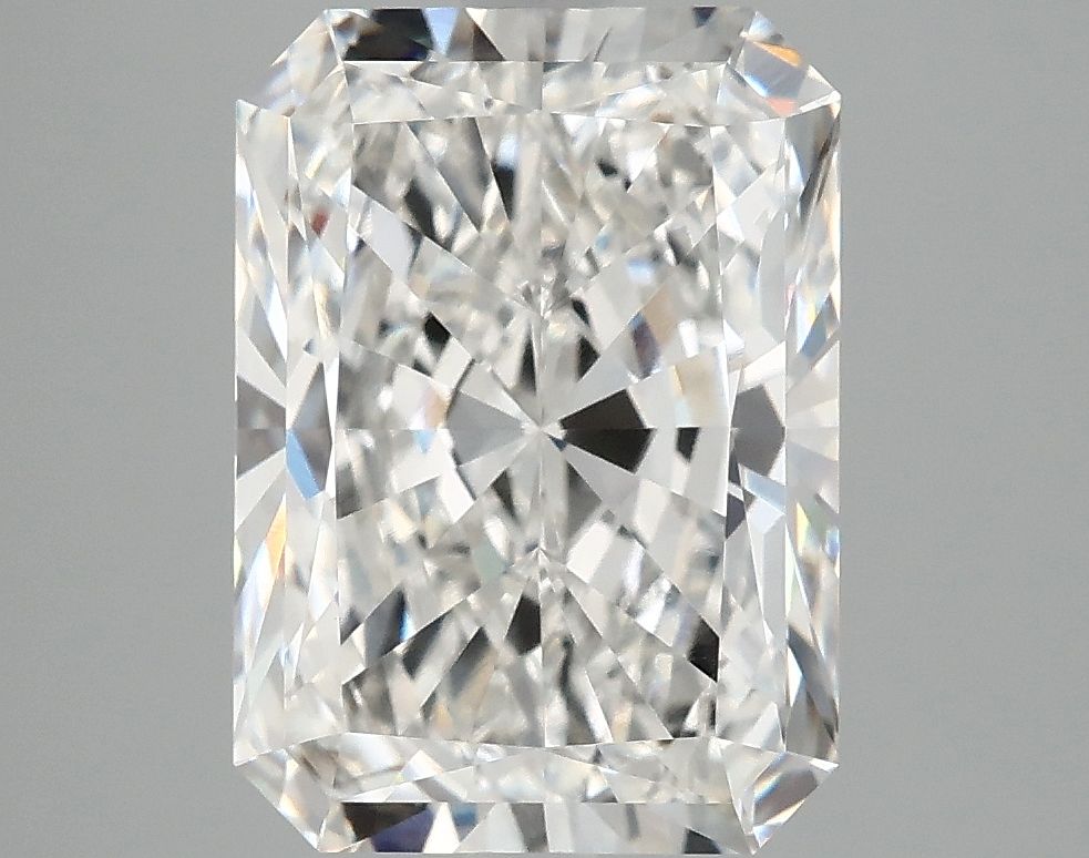 4.65 ct. radiant Lab Grown Diamond front image