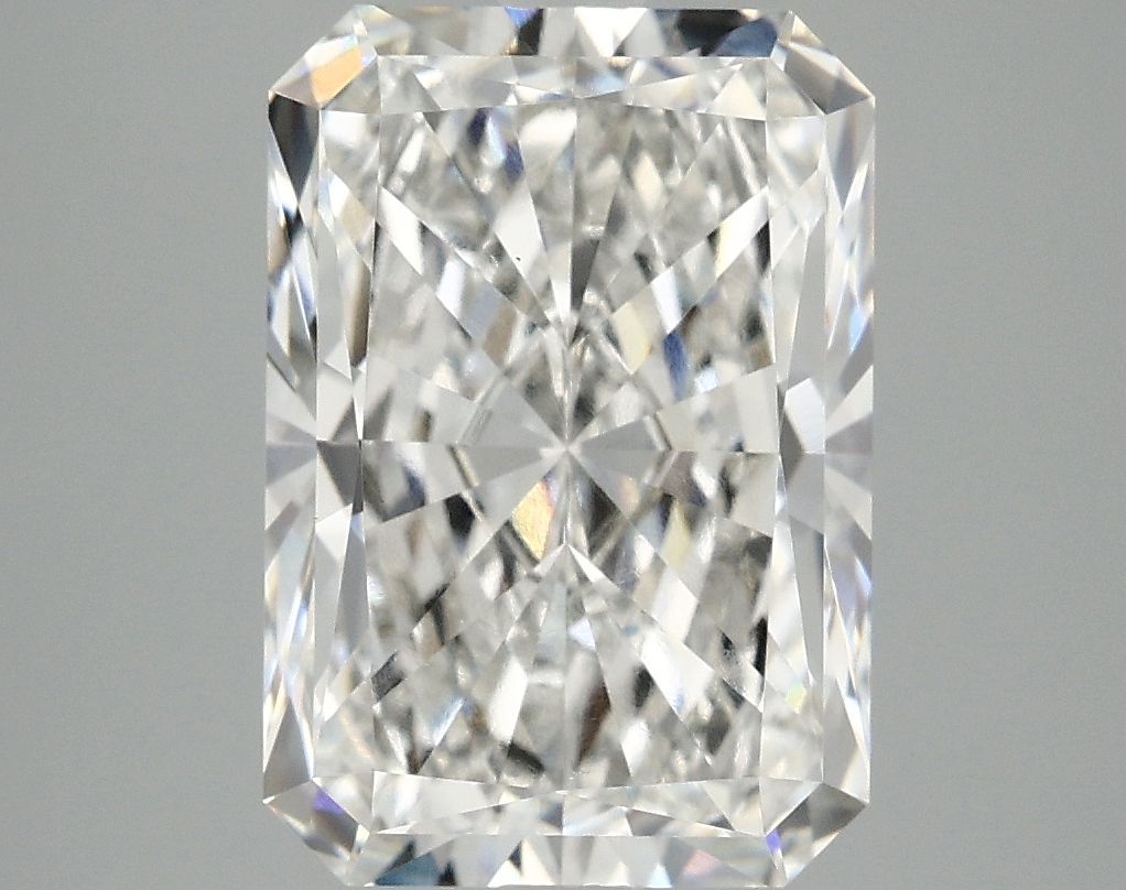4.82 ct. radiant Lab Grown Diamond front image