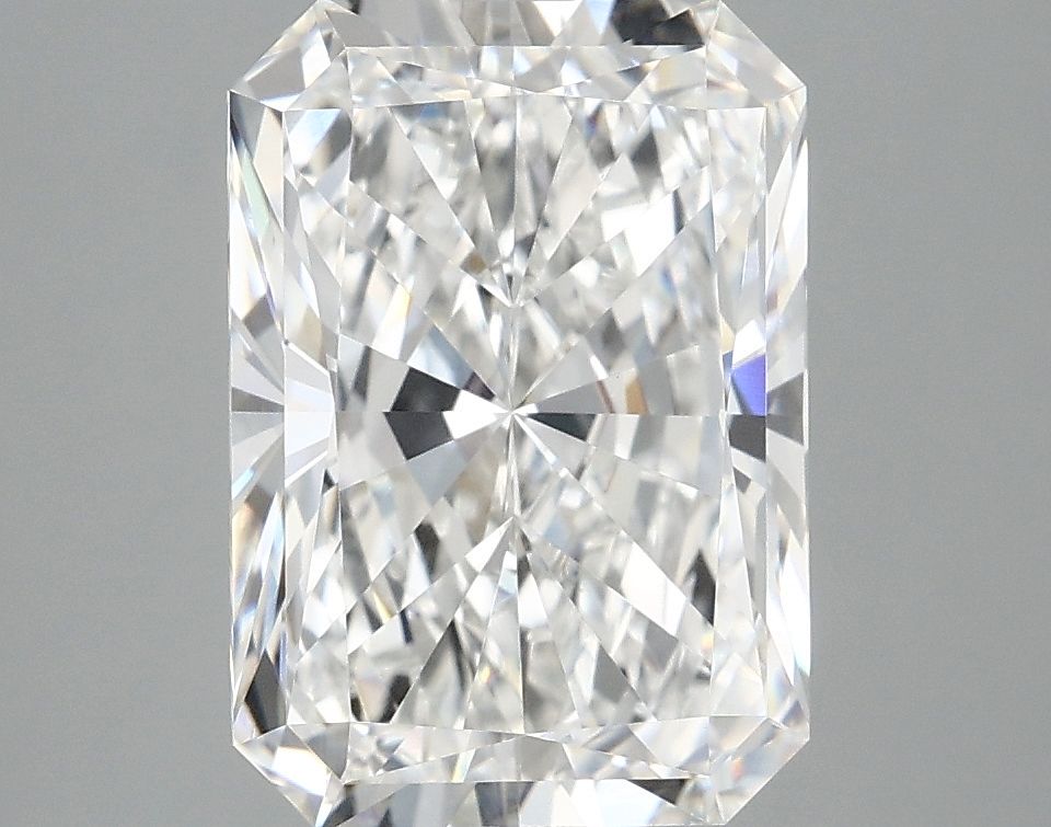 4.10 ct. radiant Lab Grown Diamond front image