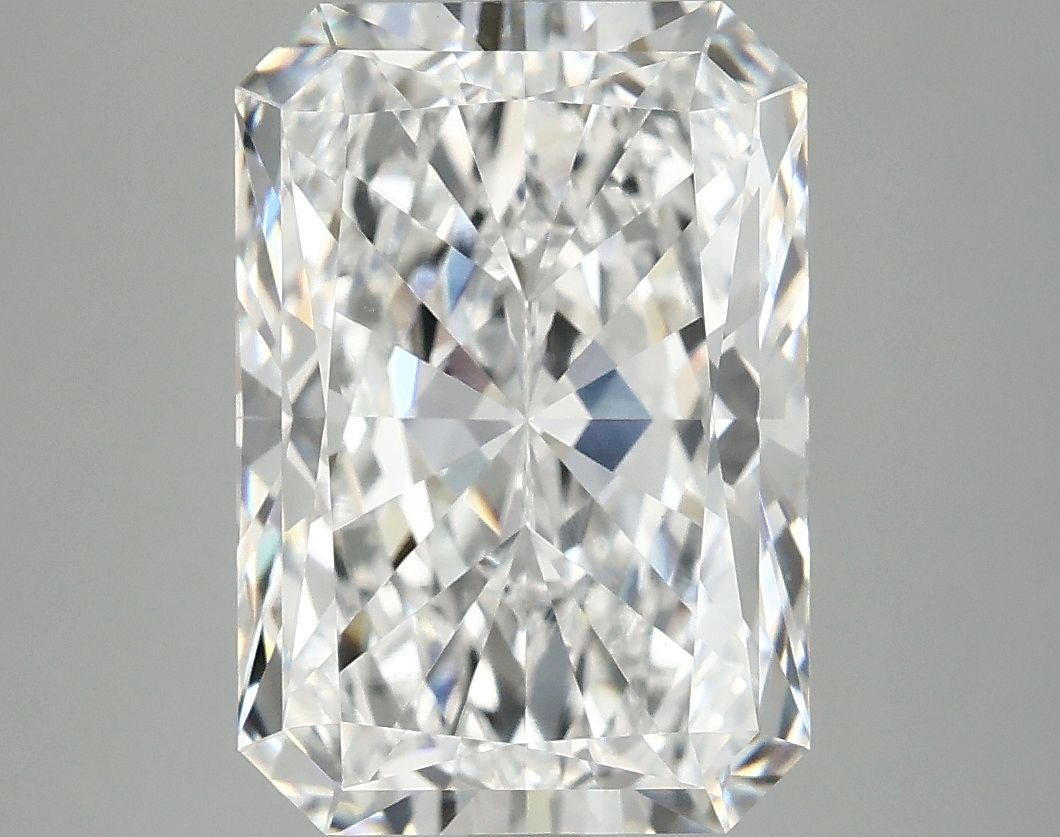 4.98 ct. radiant Lab Grown Diamond front image