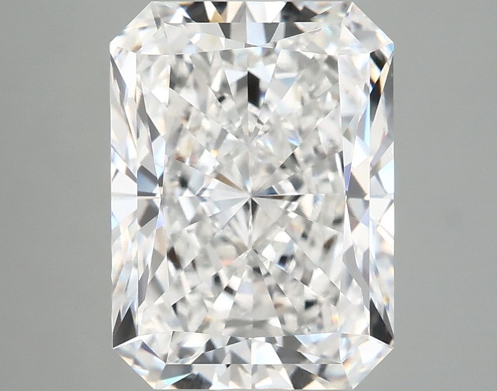 4.83 ct. radiant Lab Grown Diamond front image