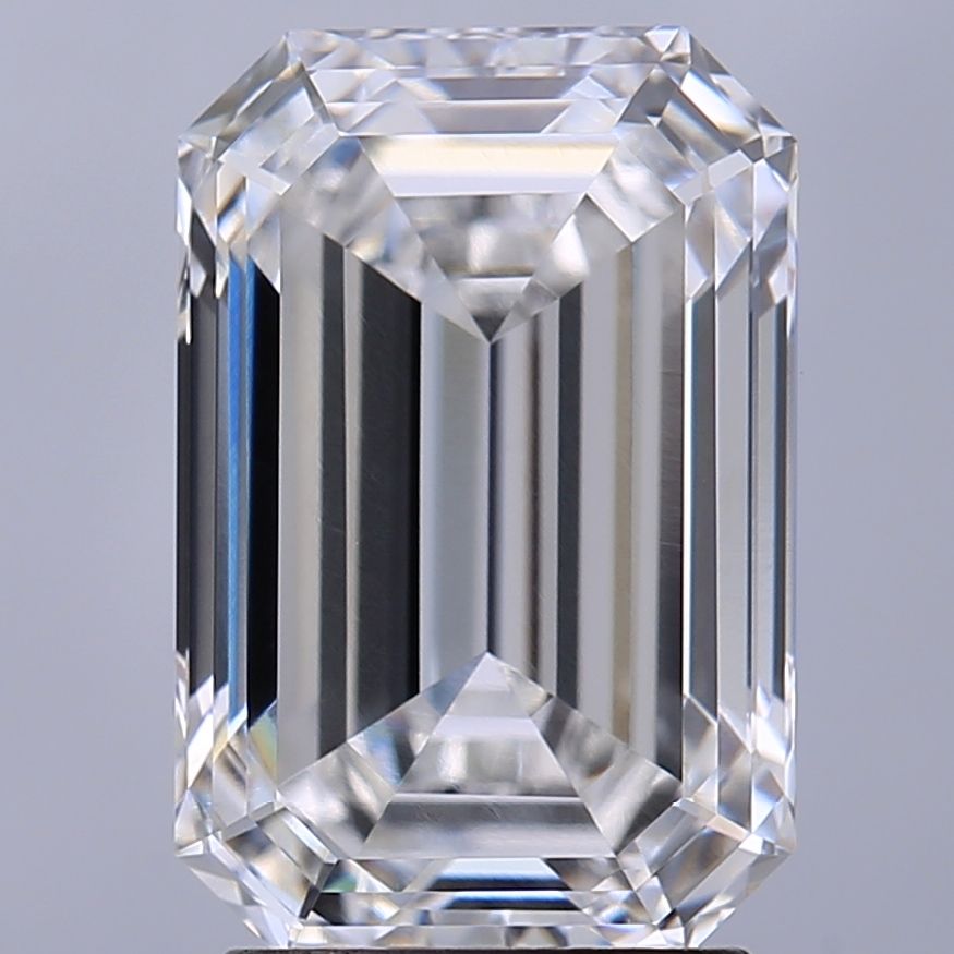 2.71 ct. emerald Lab Grown Diamond front image