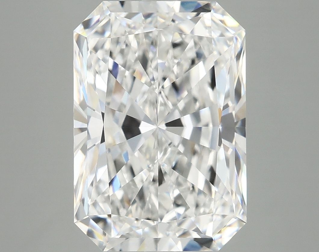5.08 ct. radiant Lab Grown Diamond front image