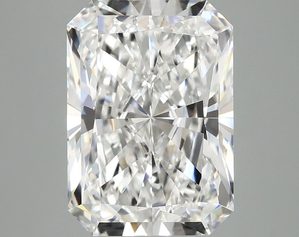 4.02 ct. radiant Lab Grown Diamond front image