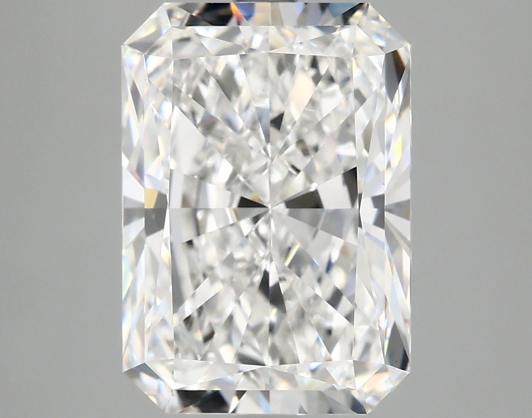 4.99 ct. radiant Lab Grown Diamond front image