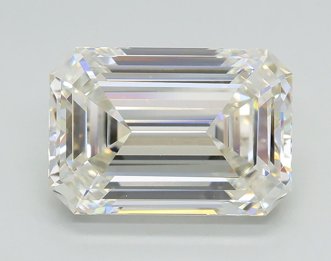 4.01 ct. emerald Lab Grown Diamond front image