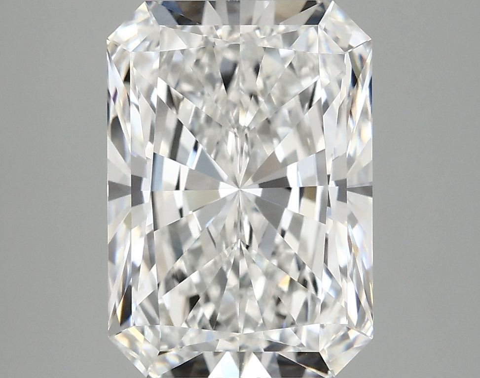 4.02 ct. radiant Lab Grown Diamond front image