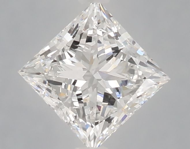 1.05 ct lab-grown Princess Diamond