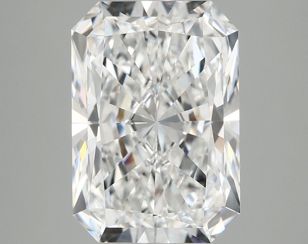4.17 ct. radiant Lab Grown Diamond front image
