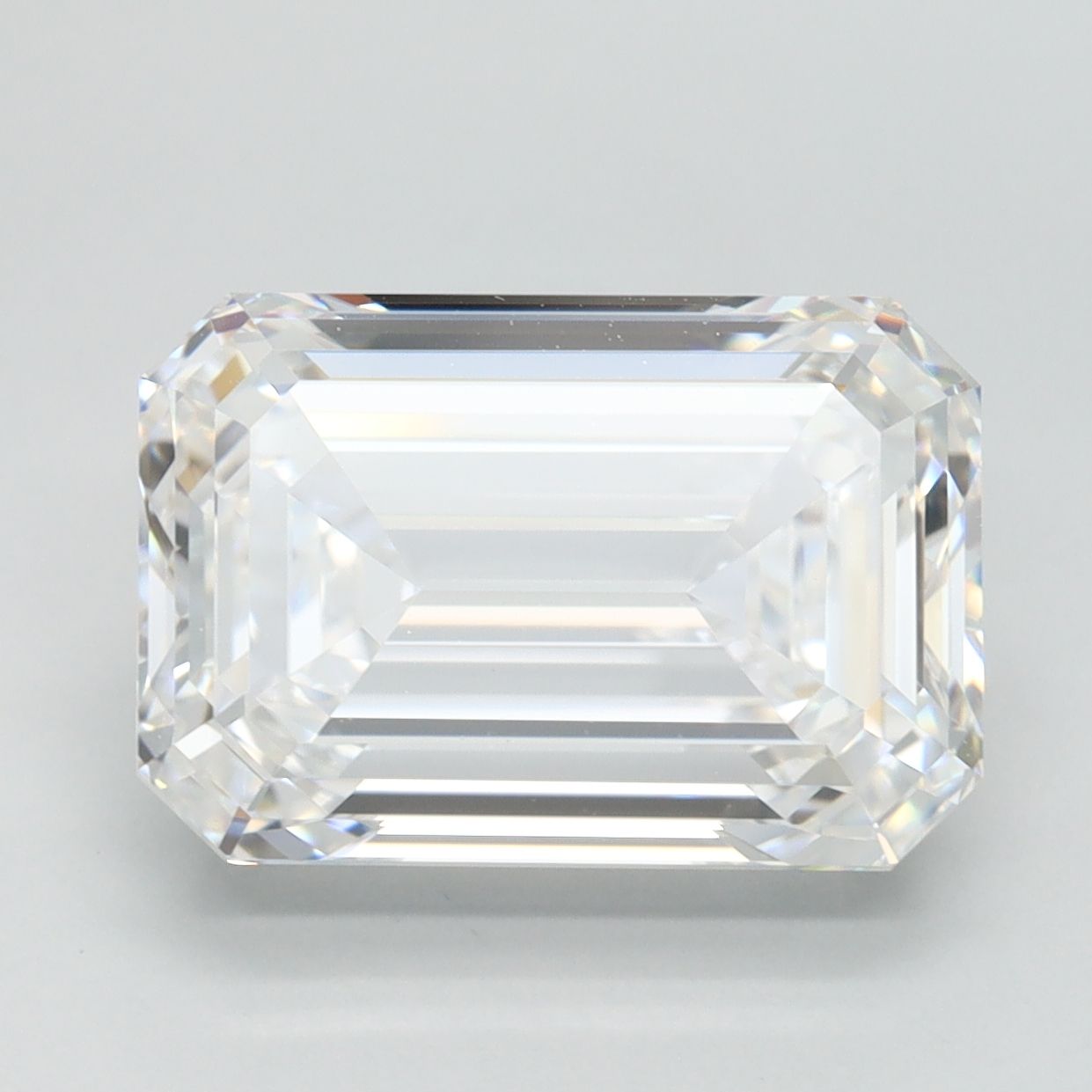 4.47 ct. emerald Lab Grown Diamond front image