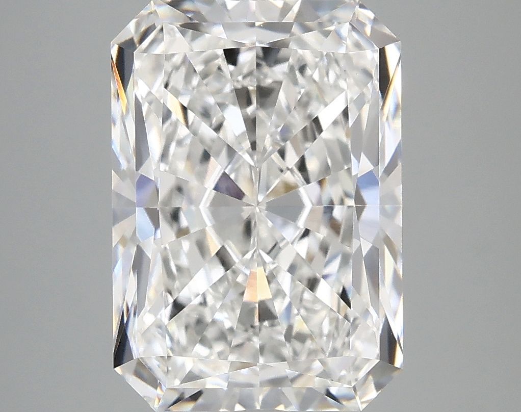 4.85 ct. radiant Lab Grown Diamond front image