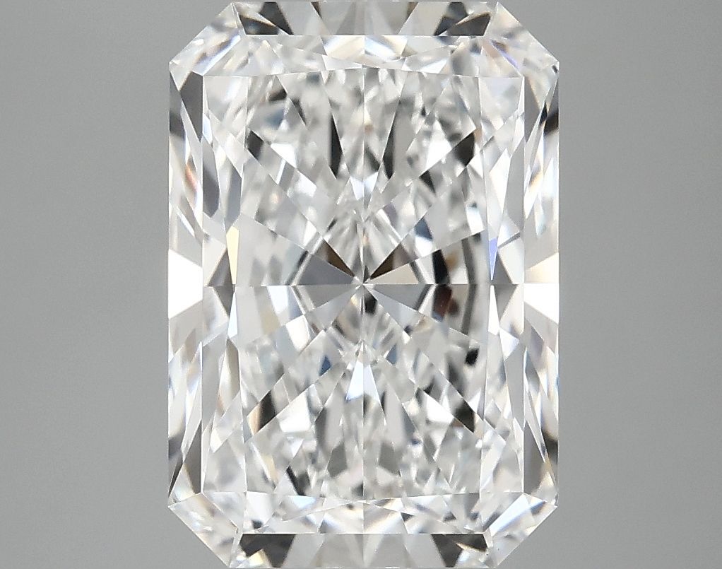 4.19 ct. radiant Lab Grown Diamond front image