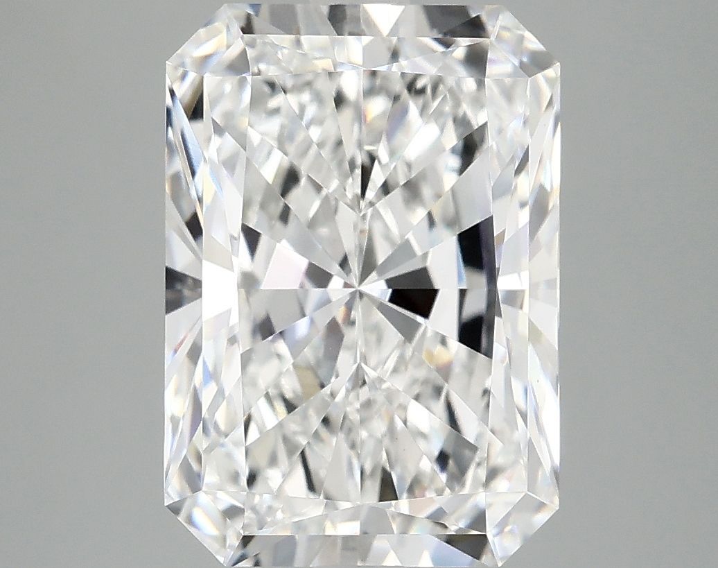 4.98 ct. radiant Lab Grown Diamond front image
