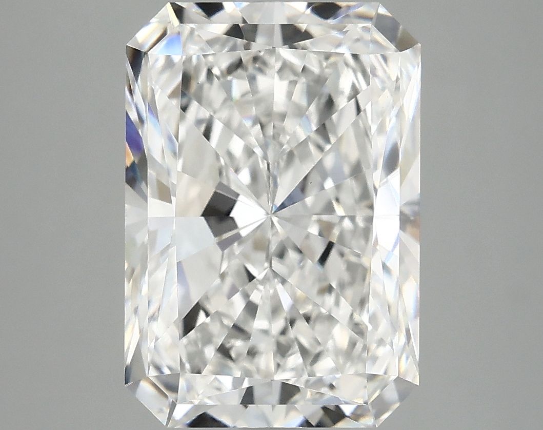 4.94 ct. radiant Lab Grown Diamond front image