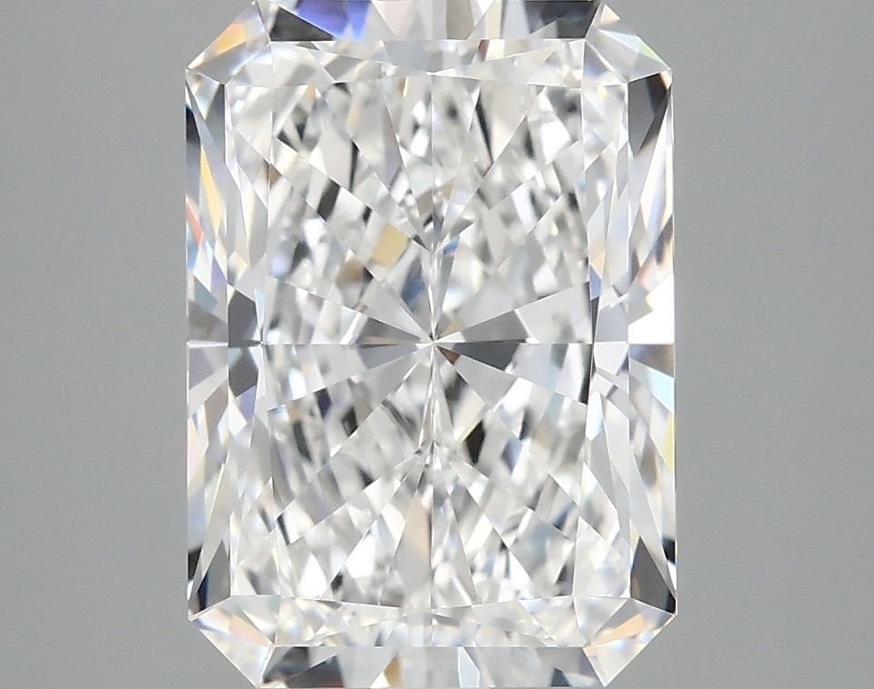 4.10 ct. radiant Lab Grown Diamond front image