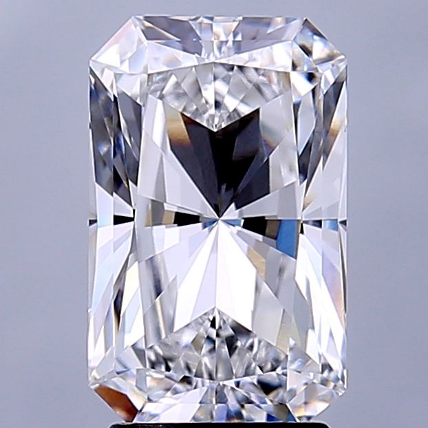 2.76 ct. radiant Lab Grown Diamond front image