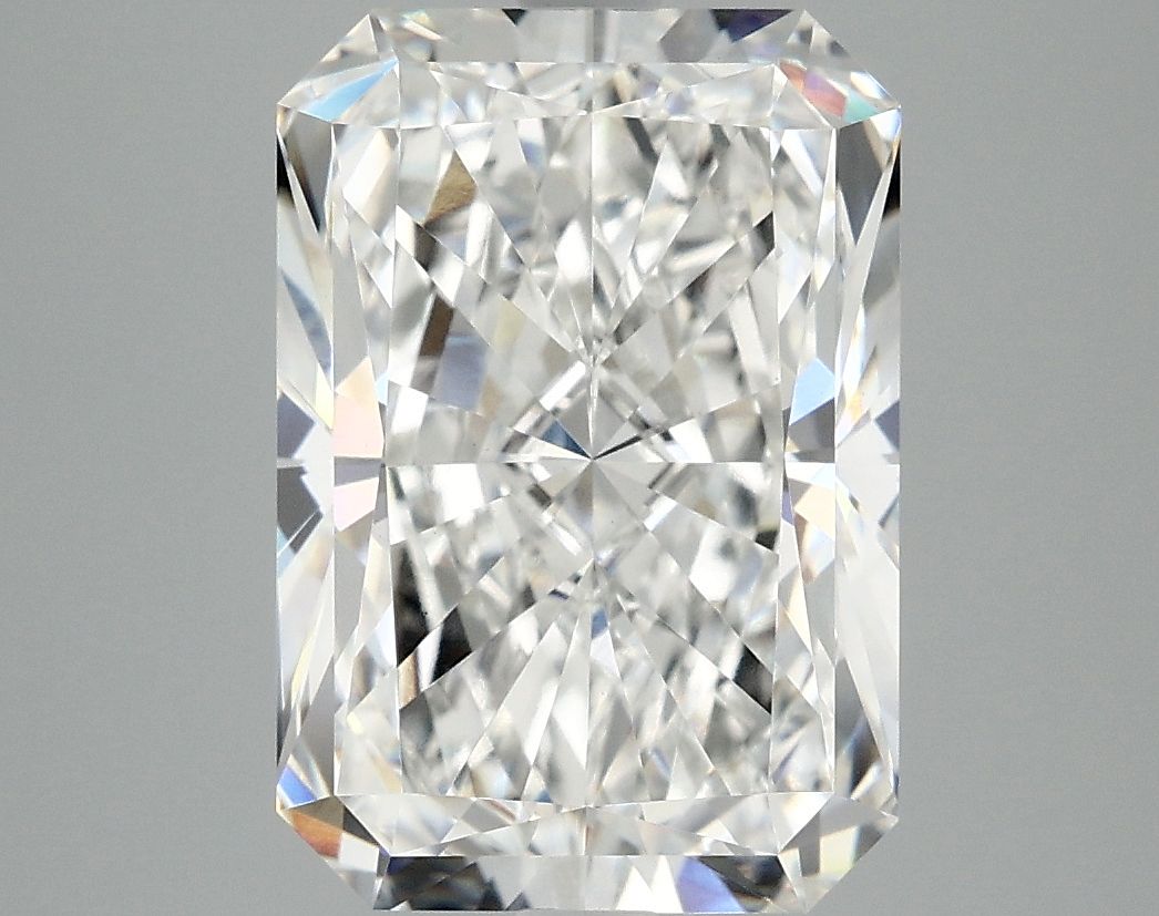 4.92 ct. radiant Lab Grown Diamond front image