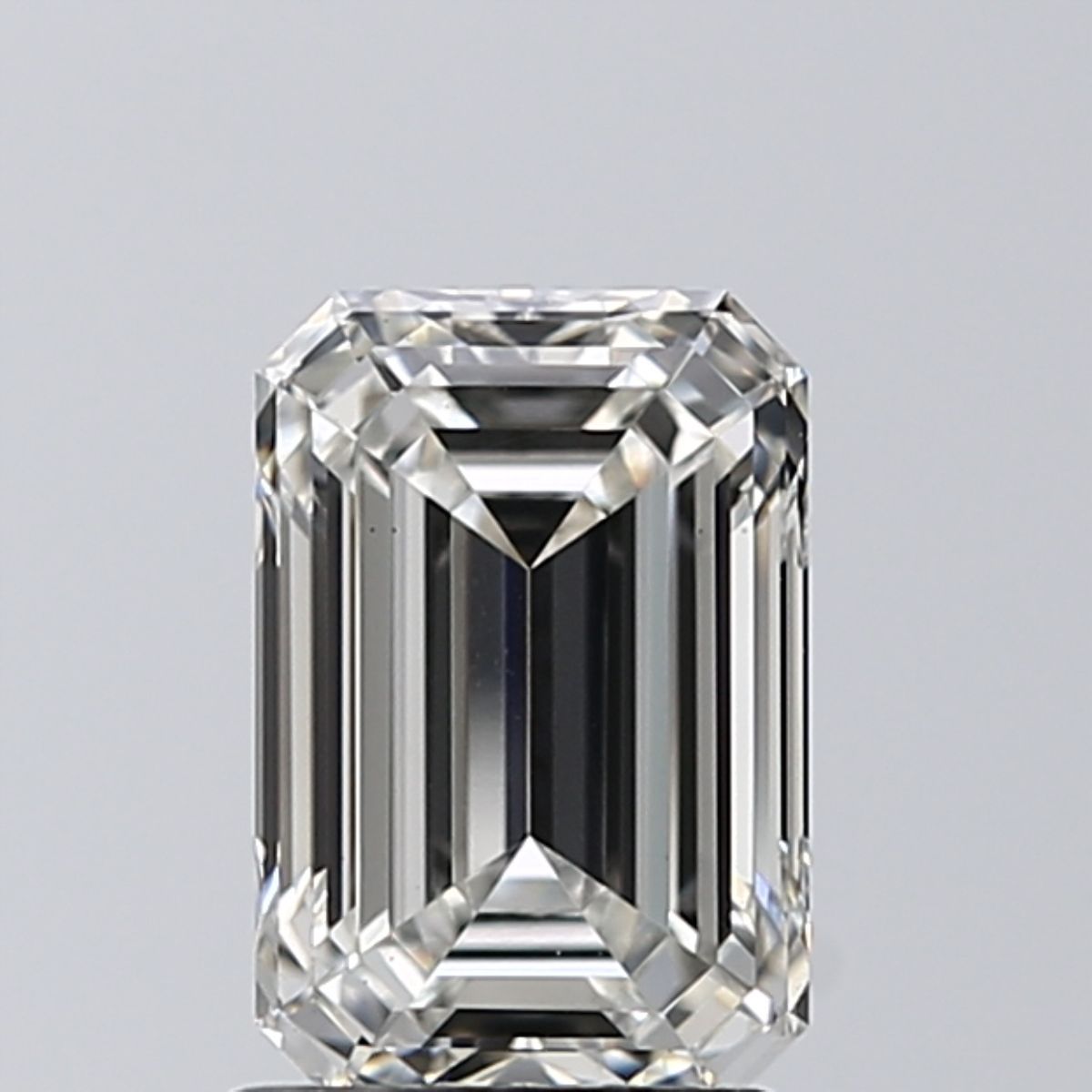 1.60 ct. emerald Lab Grown Diamond front image