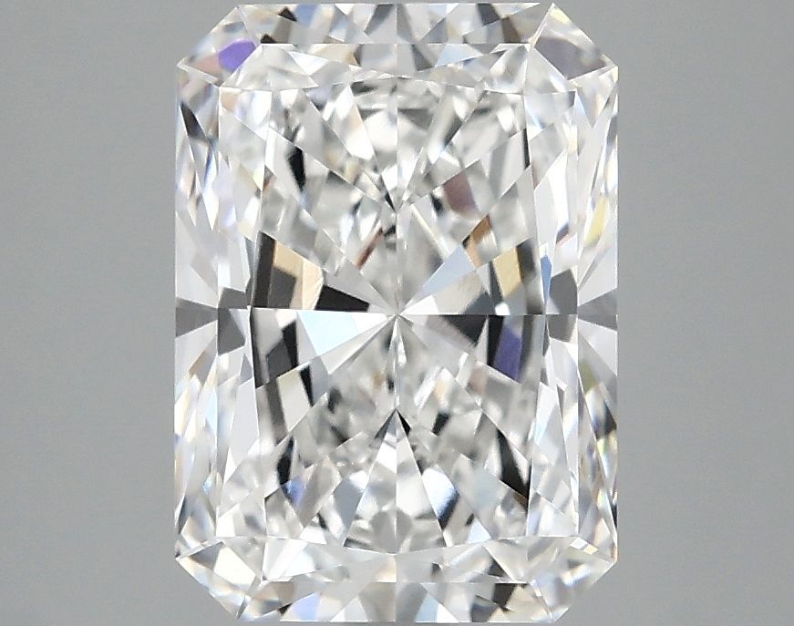3.09 ct. radiant Lab Grown Diamond front image