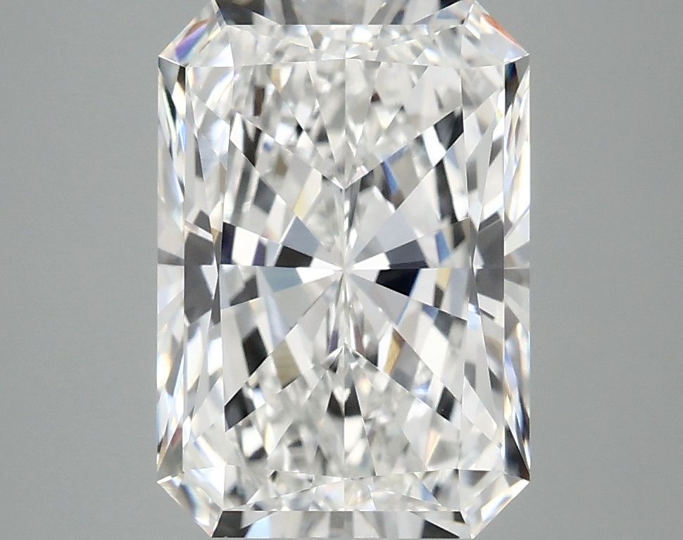 4.02 ct. radiant Lab Grown Diamond front image