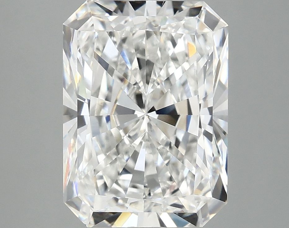 3.91 ct. radiant Lab Grown Diamond front image