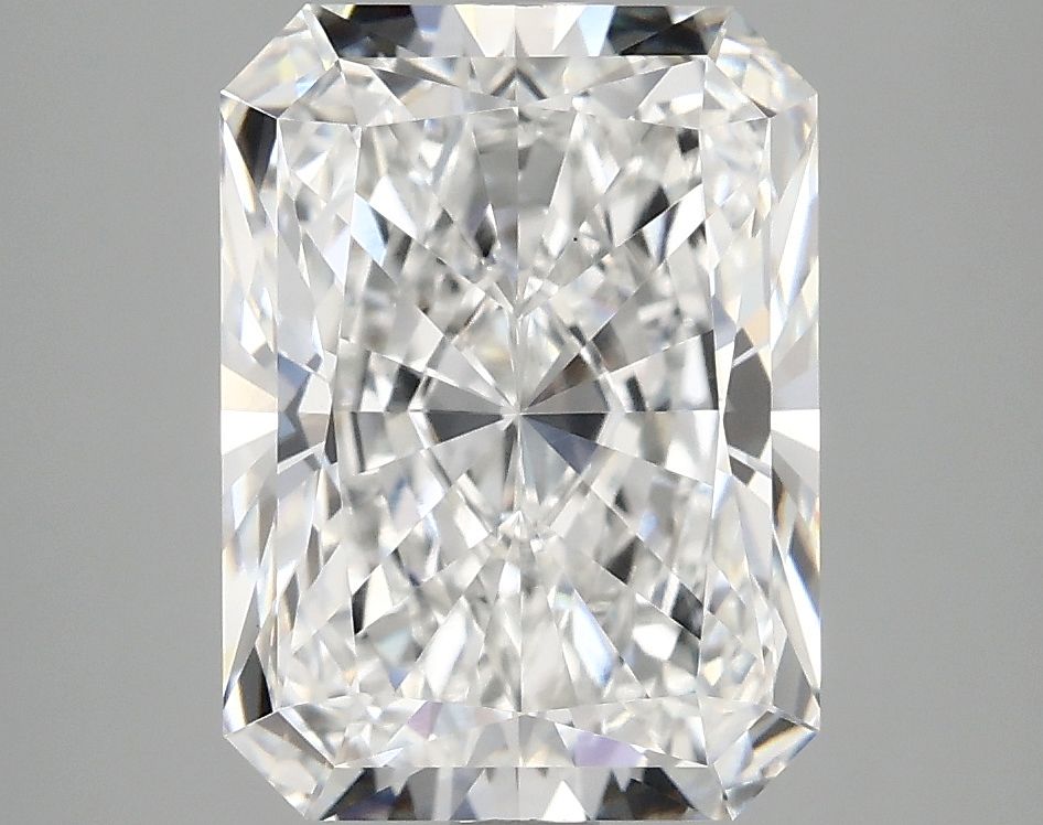 4.18 ct. radiant Lab Grown Diamond front image